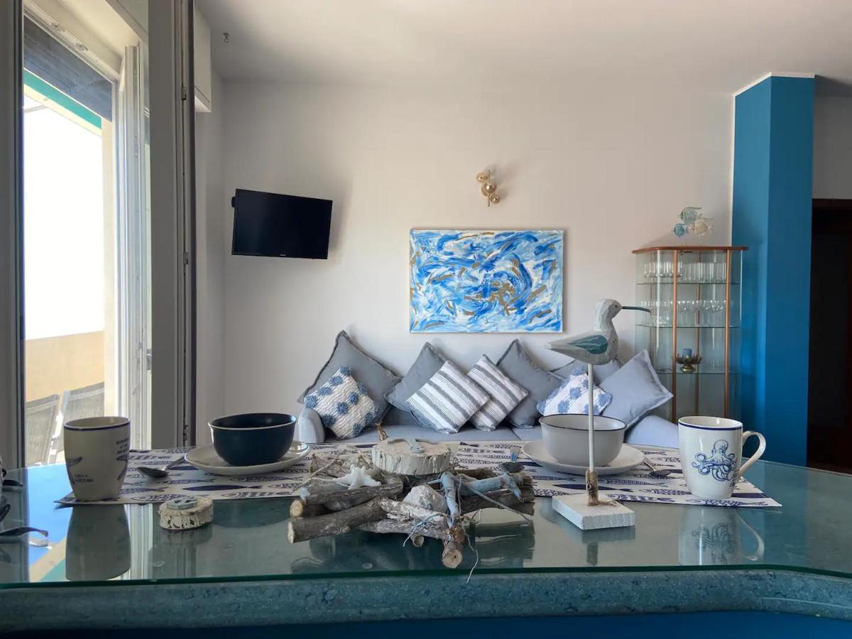 Ferienwohnung Tramonto In Baia Pesaro Exterior foto