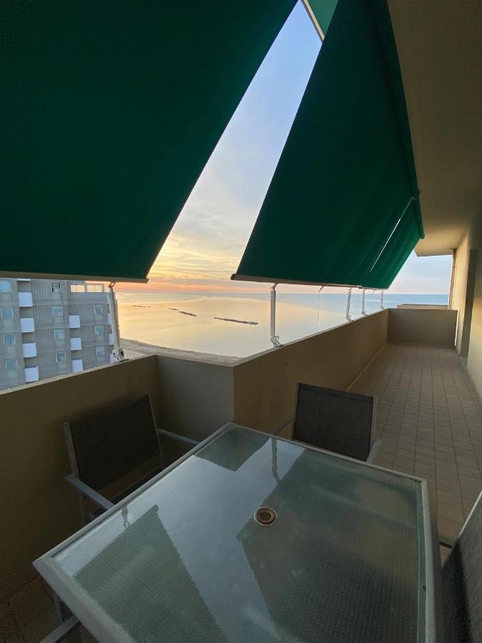 Ferienwohnung Tramonto In Baia Pesaro Exterior foto