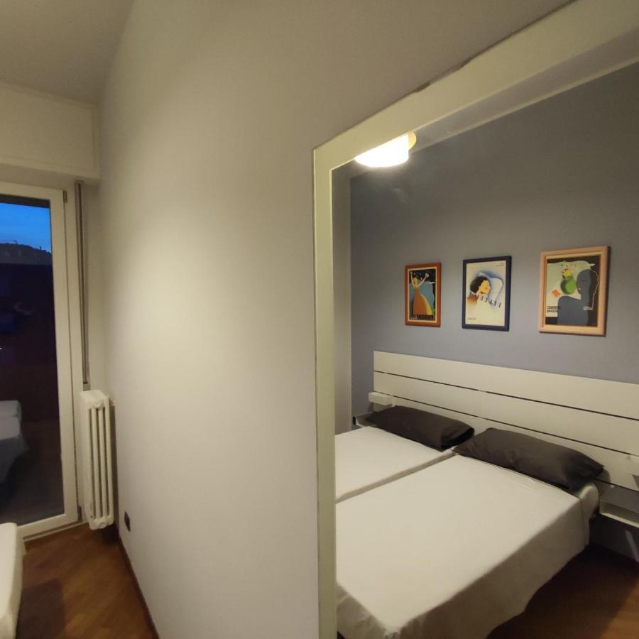 Ferienwohnung Tramonto In Baia Pesaro Exterior foto
