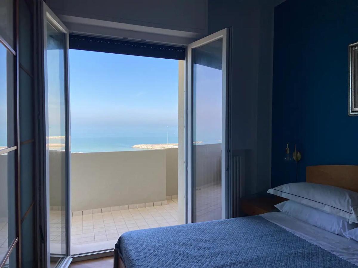 Ferienwohnung Tramonto In Baia Pesaro Exterior foto