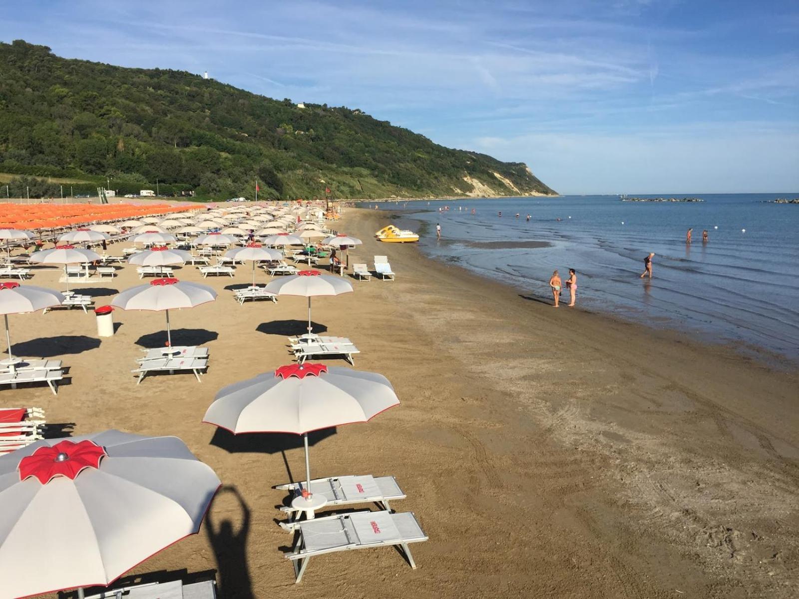 Ferienwohnung Tramonto In Baia Pesaro Exterior foto